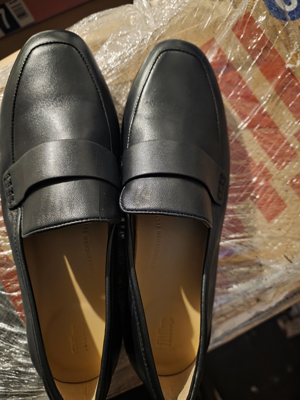 Fitflop Black Leather Slip-On Penny Loafers